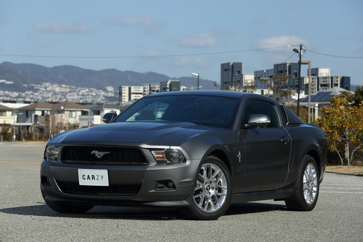 FORD / Mustang V6 Premium
